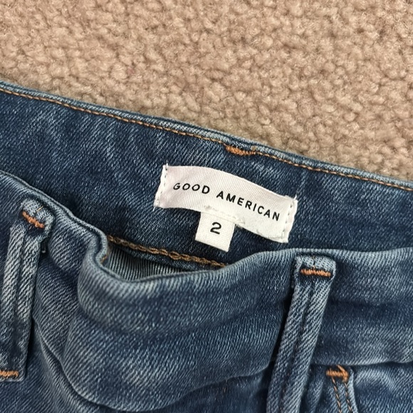 Good American Blue Pull On Straight Leg Jeans size 2 - Picture 2 of 7